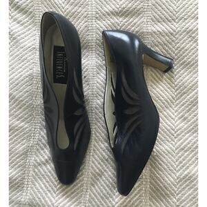 Leather Cutout Pumps Vintage Fashion Influences Size 8 Navy Blue High Heels